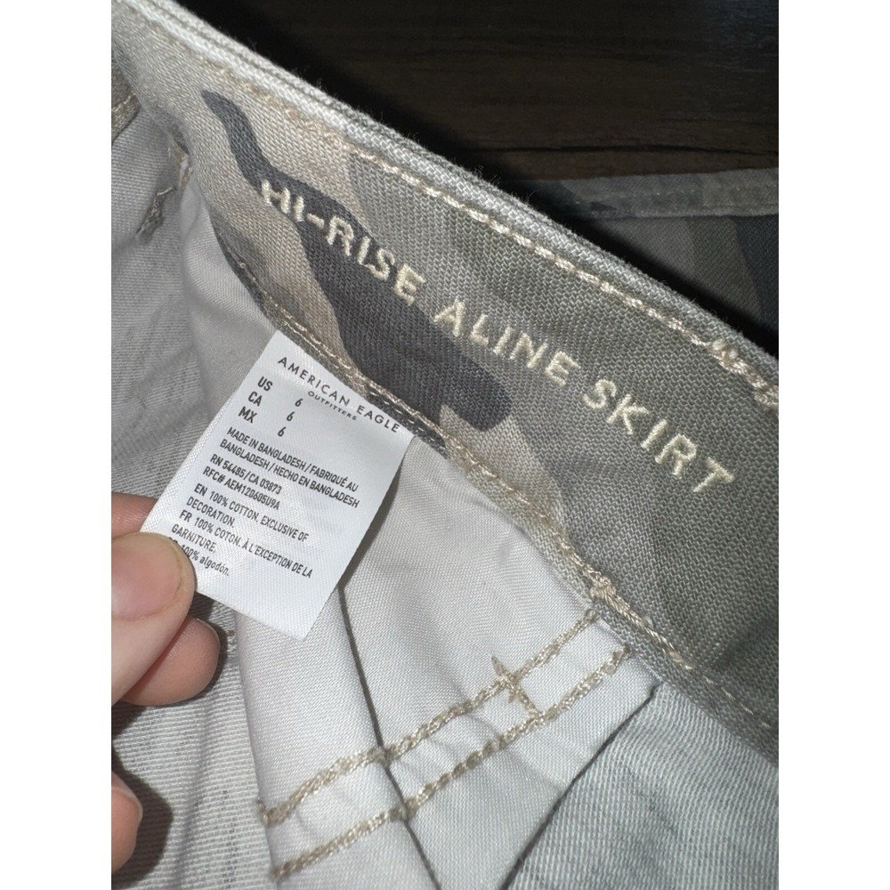 American Eagle Women's Button Skirt Lot of 3 Jean, Corduroy, Camo Size 6‎ US - Picture 3 of 11